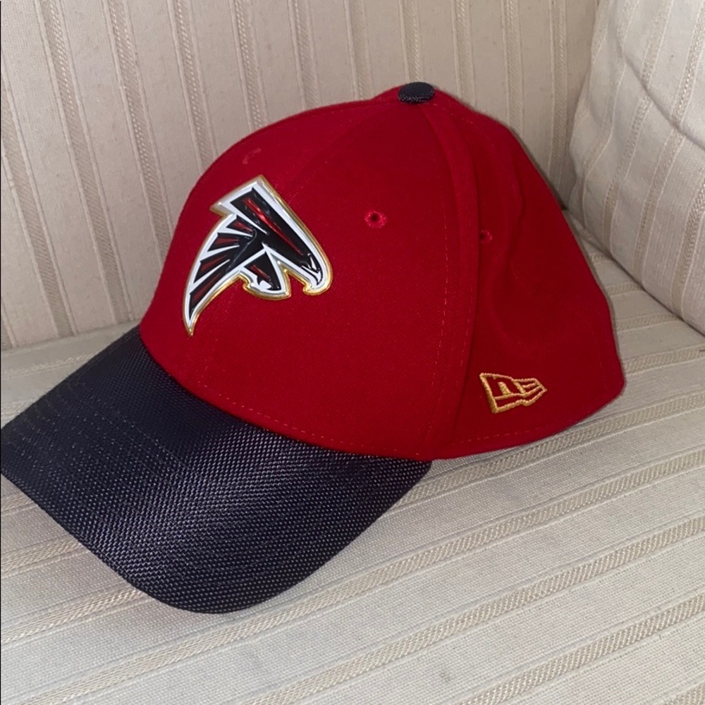 Atlanta Falcons New Era Hat Gold Outlines